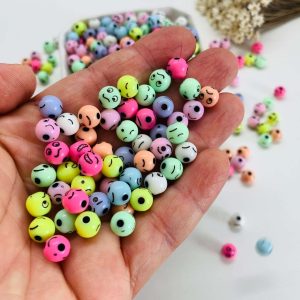 Entremeio Miçanga Emoji Carinhas 8mm